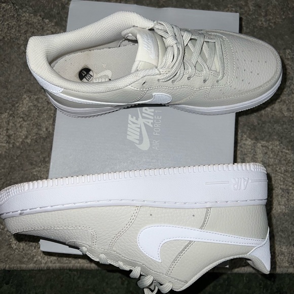 Nike Air Force 1s 6y Gray - Picture 4 of 6